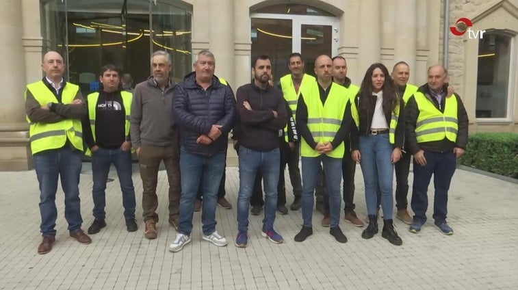 Los sindicatos agrarios muestran su total respaldo a los ocho agricultores y ganaderos llamados a los juzgados